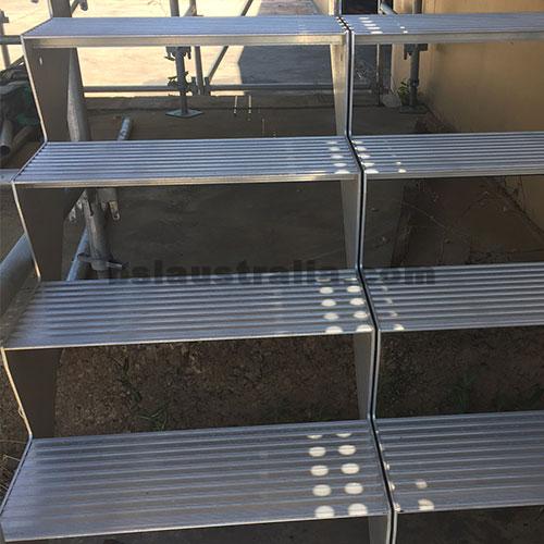 Aluminium-Stretcher-/-Stair--1M - BSL AUSTRALIA Scaffolding Products